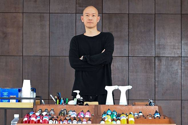 제목 : “영감의 원천은 성령” 하나님 믿는 타투이스트, 문신 사법 앞에 서다