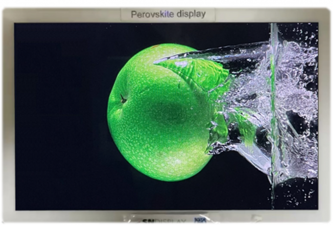 제목 : 연구팀, 고품질 페로브스카이트 디스플레이 소자 대량합성법 제시… “1년내 상업화”